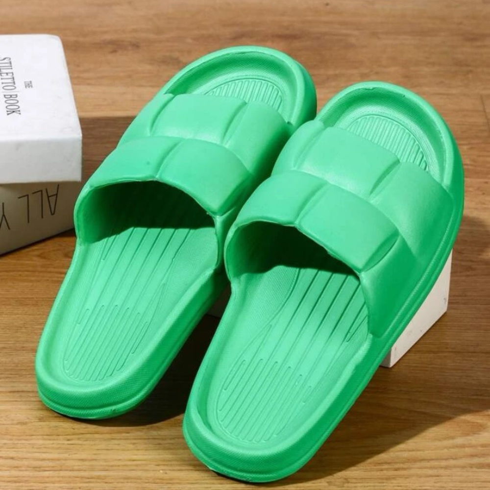 Green minimalist slides
